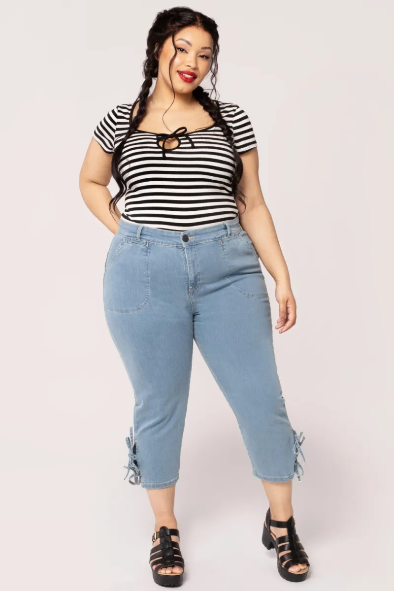 Hell Bunny Trousers & Shorts>Kiralee Cropped Jeans Blue