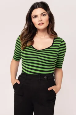Hell Bunny Tops|Tops><noscript><img width=